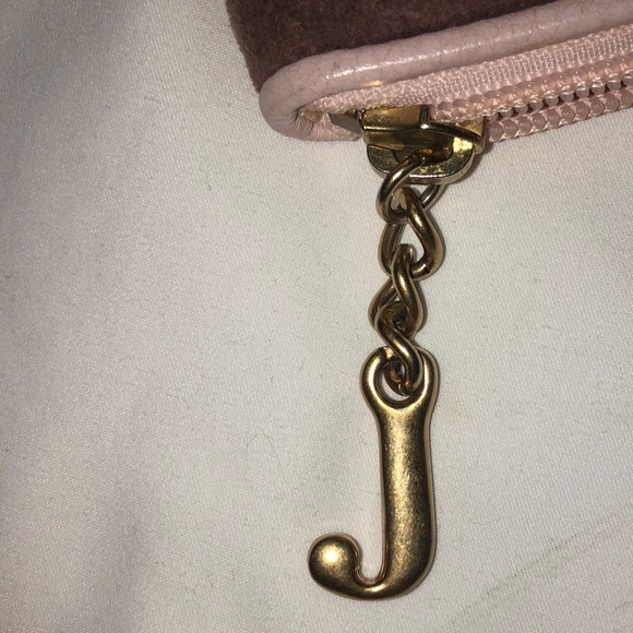 Juicy Couture Wristlet/Wallet - Picture 5 of 5